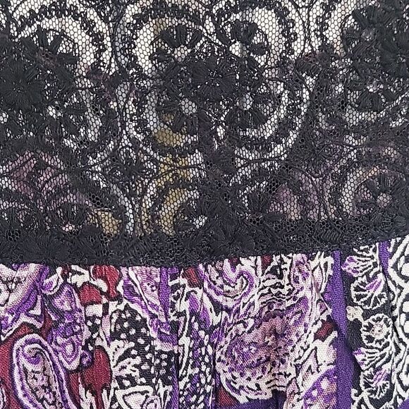 Mystree patchwork print with black lace womens peasant blouse Size S NWT - Picture 8 of 15